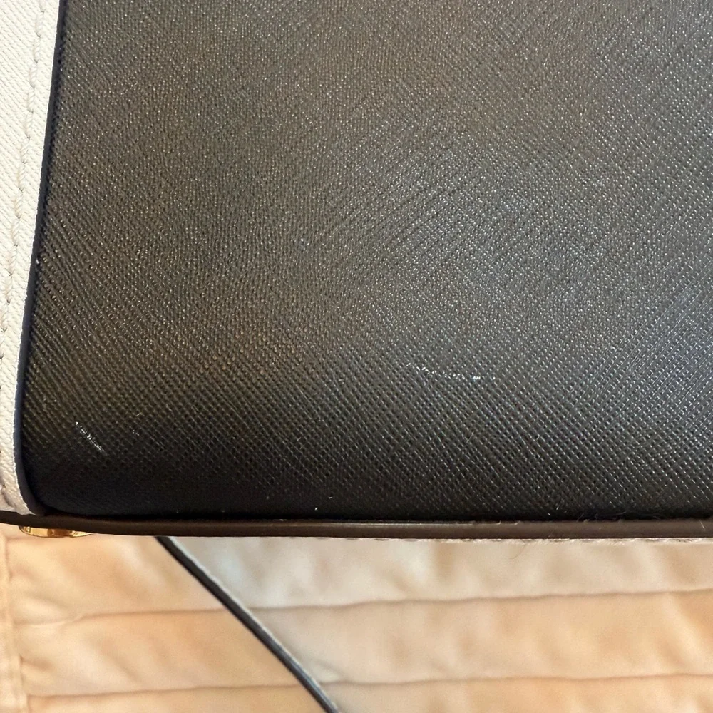 Michael Kors Black and white bag - Picture 3 of 4